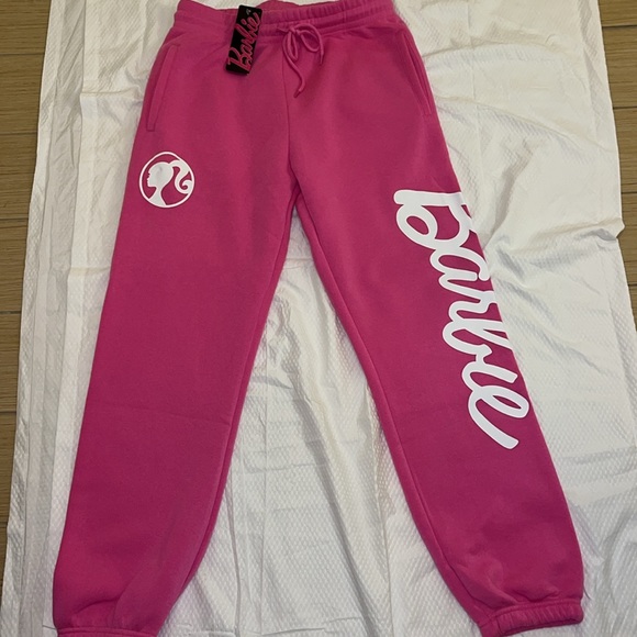 Barbie Bundle : Sweatshirt & Sweatpants - Picture 5 of 9